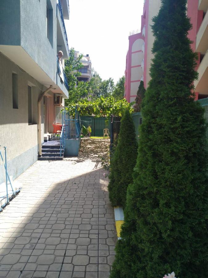 Violet Garden 2 Veranda דירה
