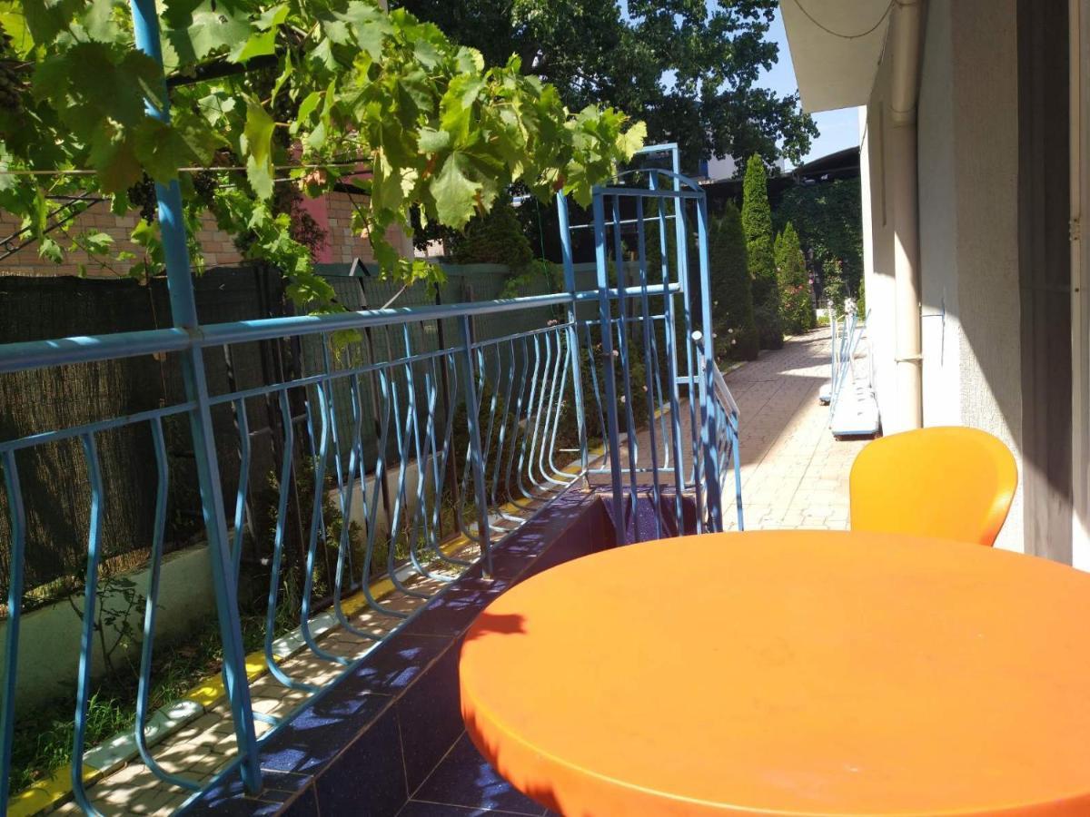Violet Garden 2 Veranda דירה
